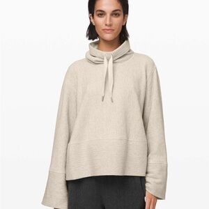lululemon athletica Retreat Yourself Pullover